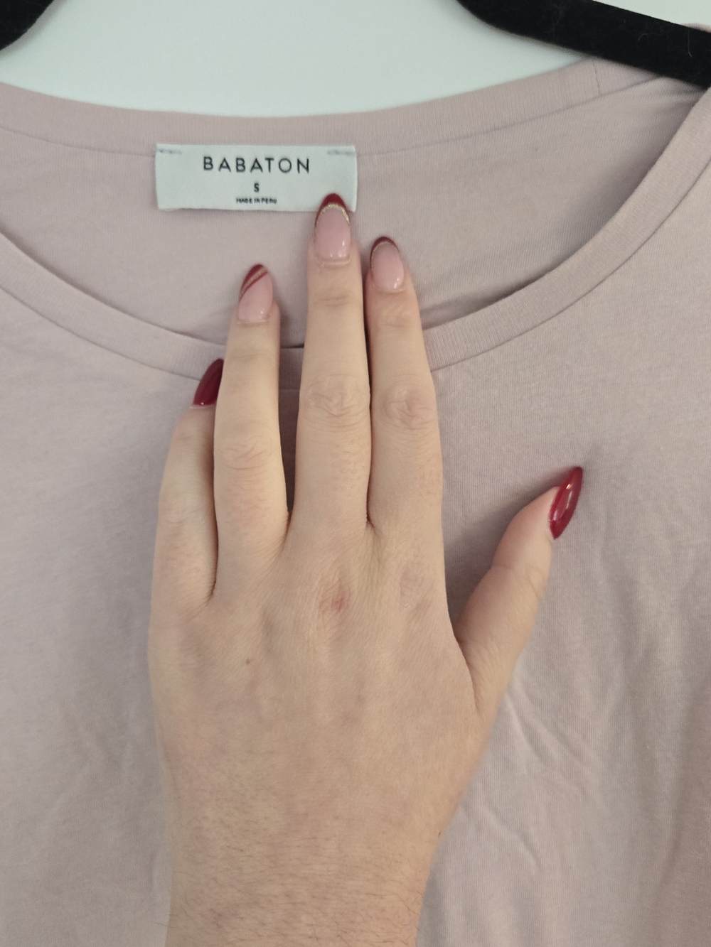 Babaton Blush Scoop Neck Tee - Picture 4 of 4